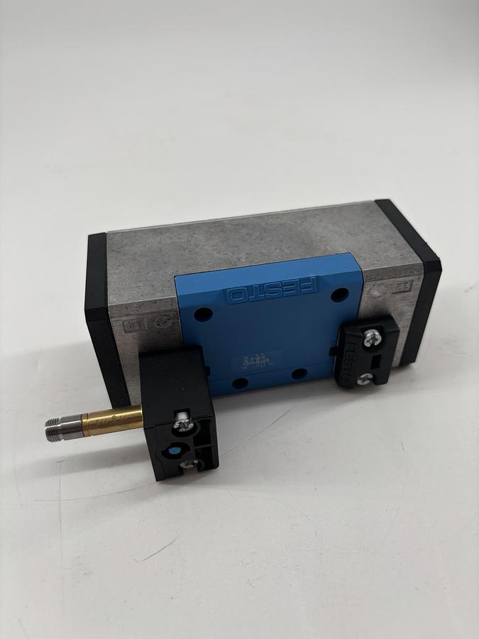 FoodTools Festo MFH-5/2-D-2-5-C Air Solenoid Valve
