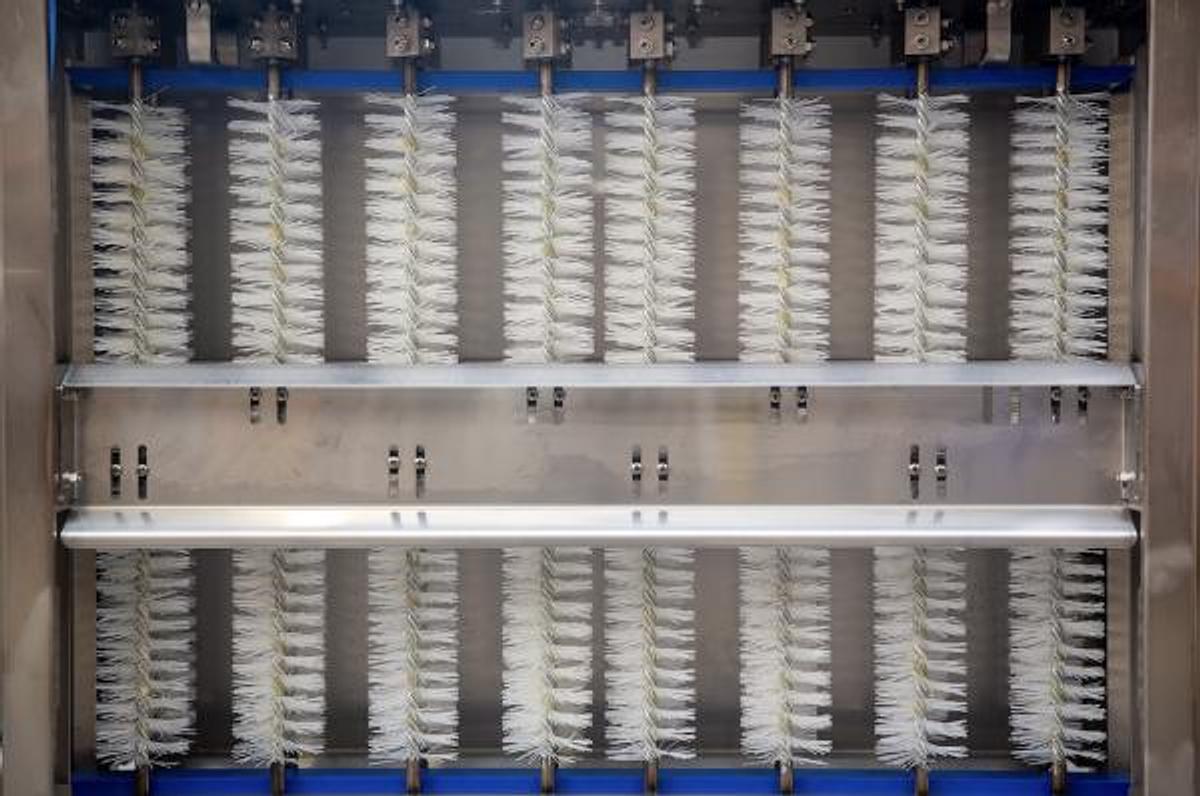 JDR Dry Brush Tray Cleaner