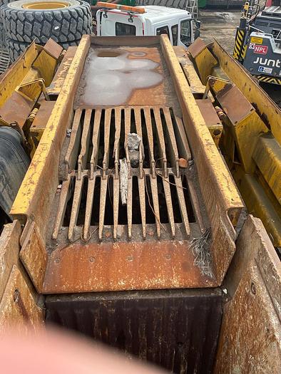 Used 2009 Extec C12+ tracked jaw crusher