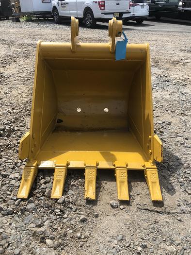 24" Excavator Bucket