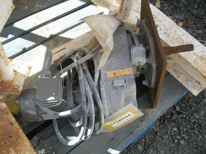 Used Tank, 250 Gallon, S/st, 36" X 44", Agit, 65 PSI, (3) #C734664