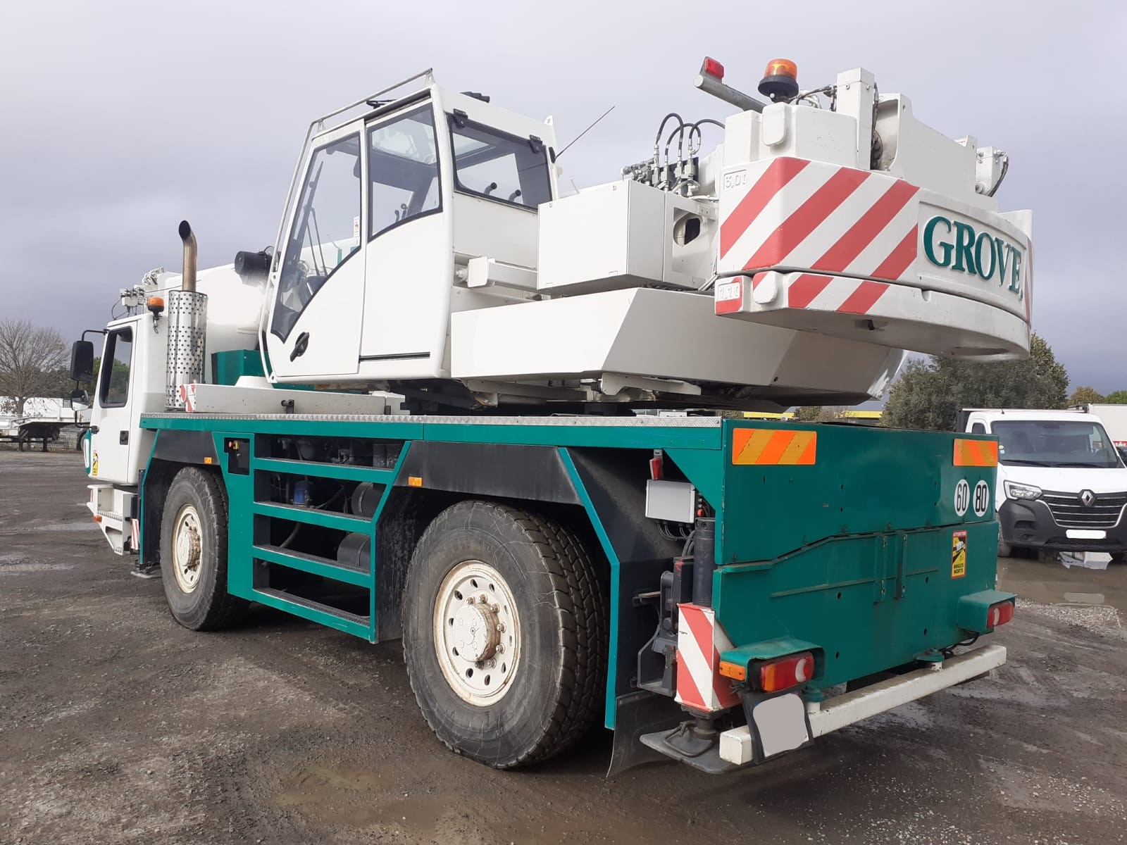 Used 2008 Grove GMK 2035
