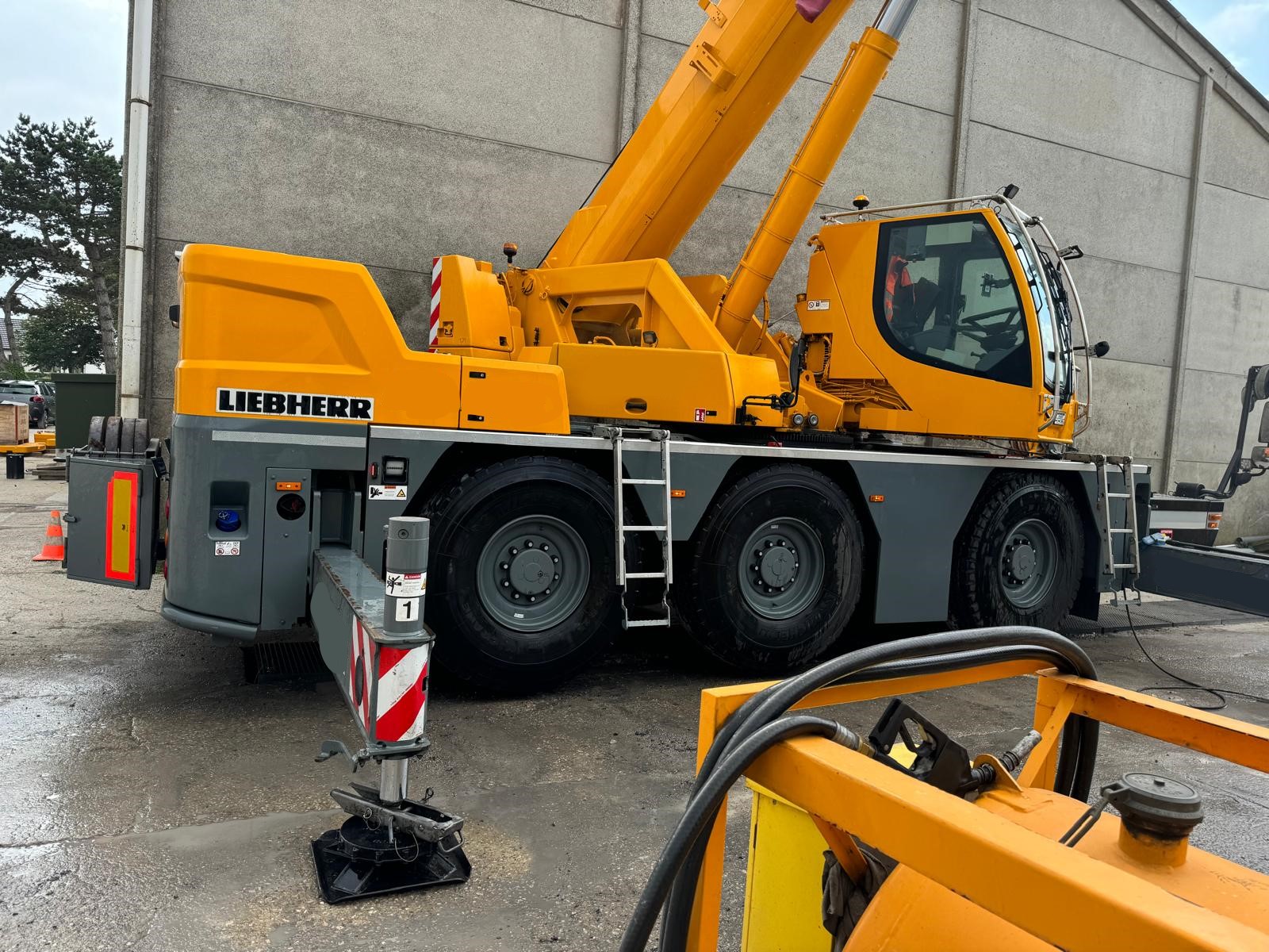 Used 2013 Liebherr LTM 1050-3.1