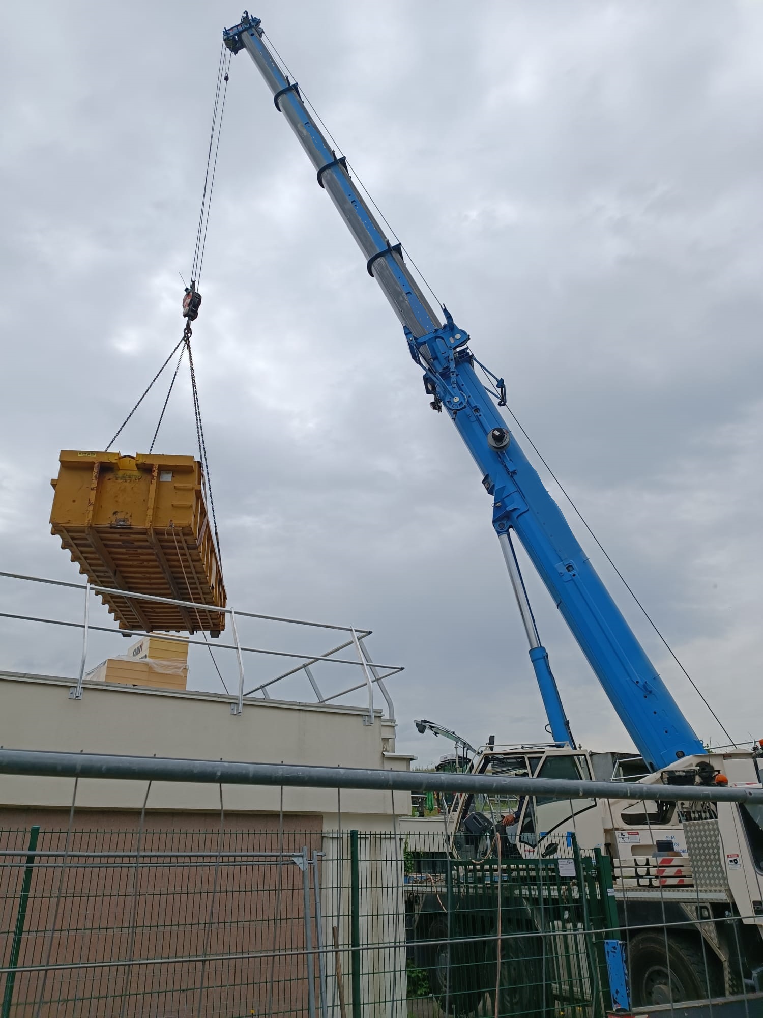 Used 2013 Grove GMK 3055