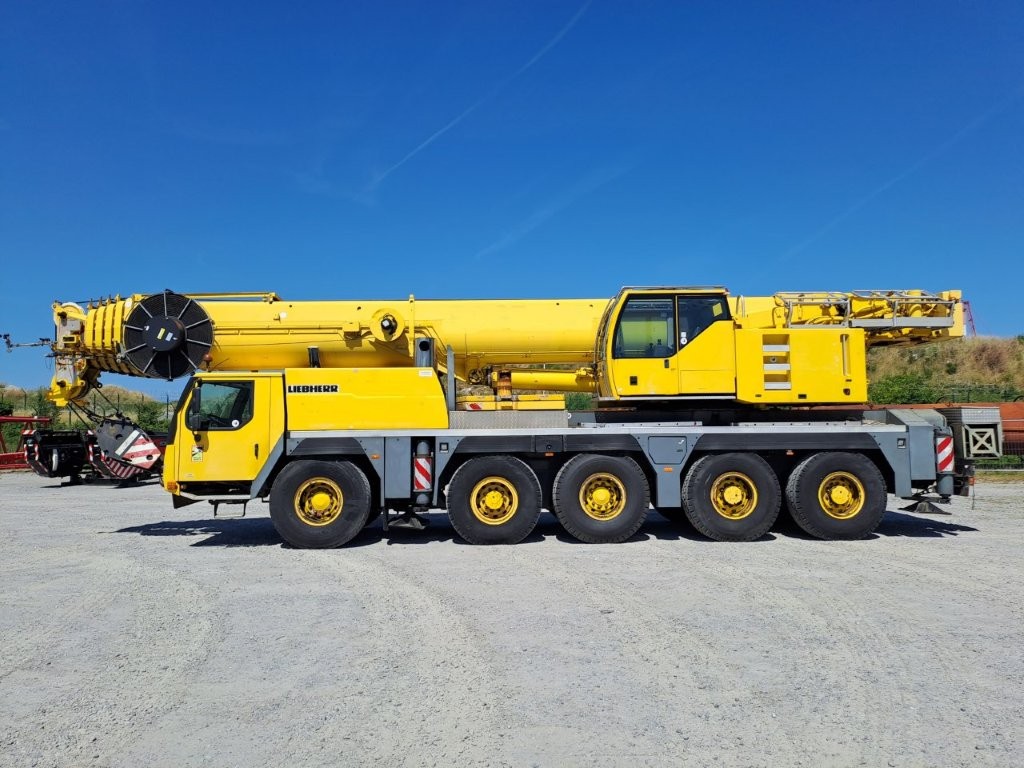 D'occasion 2008 Liebherr LTM 1130 5.1