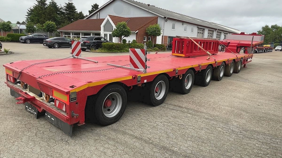 Used 2009 Nooteboom Semi-remorque porte engins 7 essieux double extensions