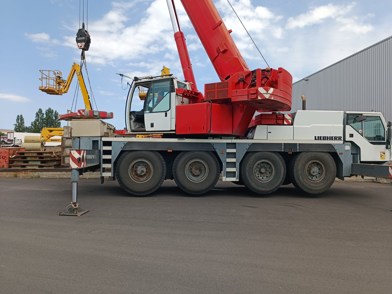 D'occasion 2002 Liebherr LTM 1060-2