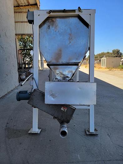 Used Hopper, 200 CF, S/st, 10' x 3'10" x 5'6", Auger Discharge #S744197