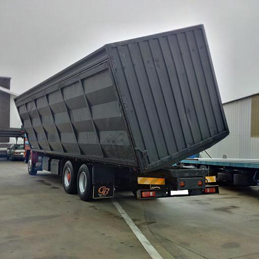 Usado 1981 VOLVO F10 320 10 tyres tipper