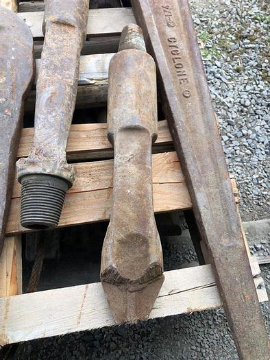 Used Special Chisel Cutting Bit for Cable Tool