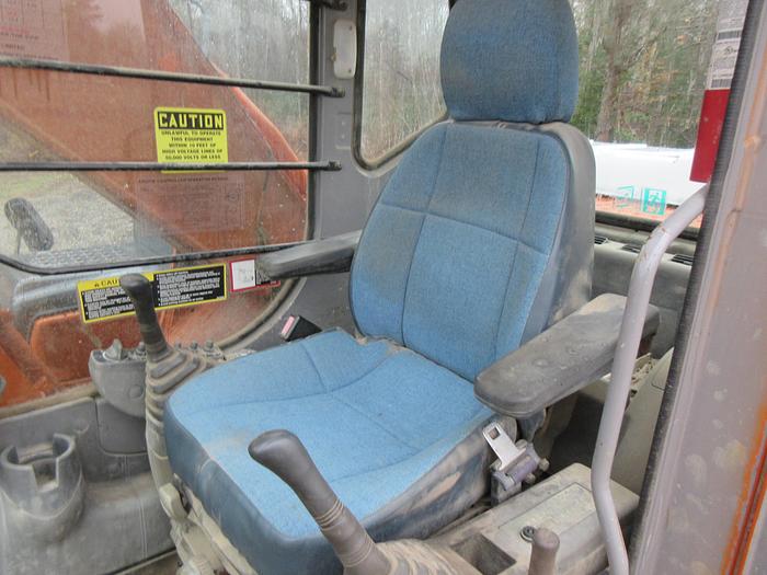 Used 2005 Hitachi  ZX270LC