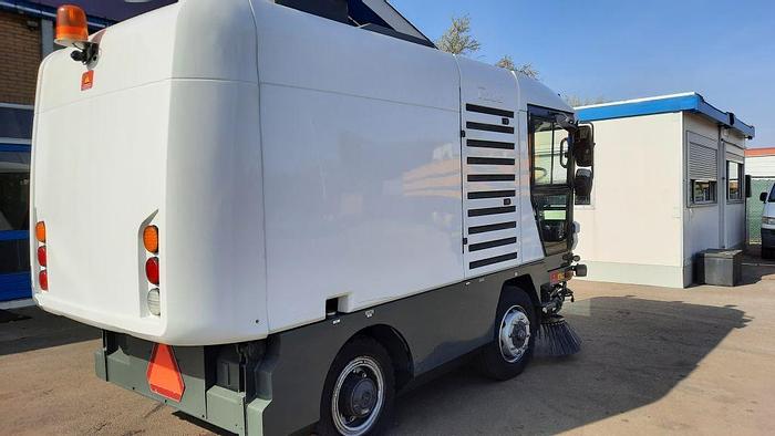 Gebruikt 2009 RAVO 540 STH