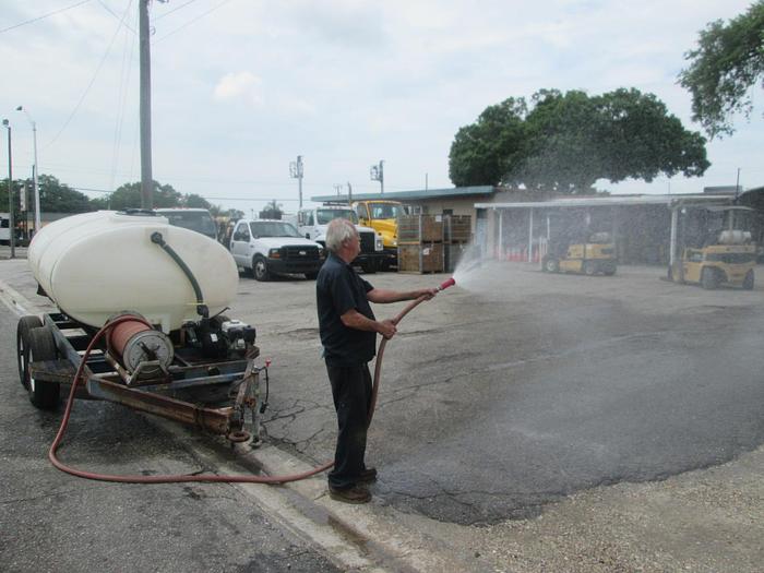 Used 750 Gallon Water Tank And Trailer