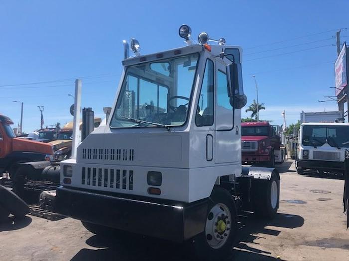 2001 OTTAWA SPOTTER Y30 TRUCK