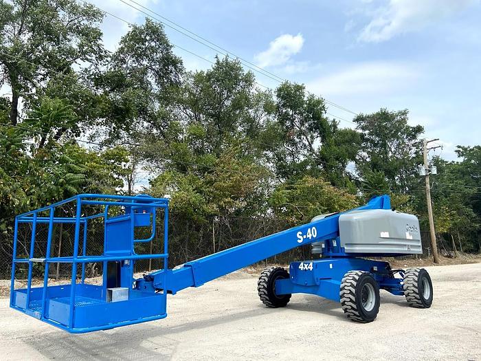Used 2012 GENIE S-40