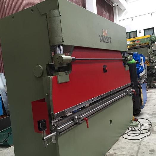 Usato PIEGATRICE BL IDRAULICA  3000 X 50