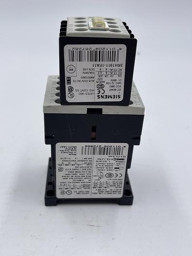 Used Siemens 3ZX1012-0H11-1AA1, 3RH1911-1FA11