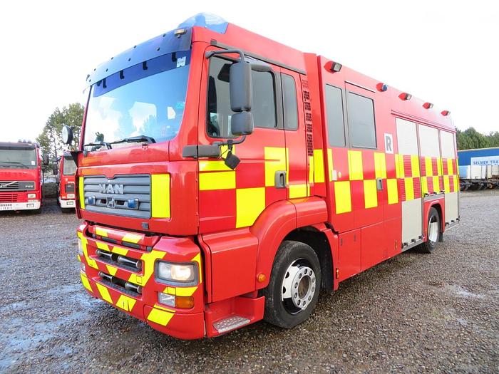 Meget god 2004 MAN TGA 18.313 4x2 Rosenbauer NH30