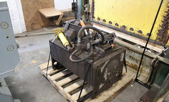 Used ROLL SPLITTER  50" DIA  X 62"  FACE  JAMES BRINKLEY