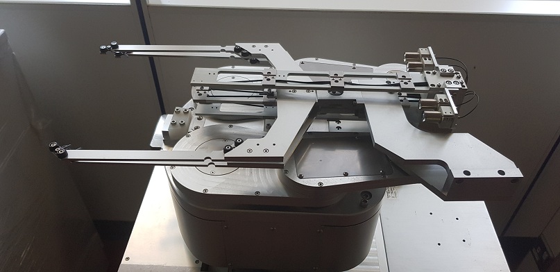 Used Kawasaki TS220-D511S Robot