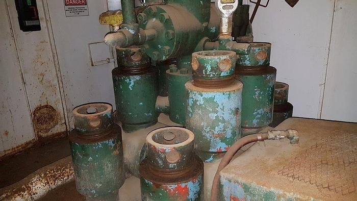 Used EMSCO D300 Dplex Mud Pump