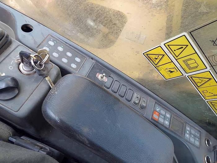 Used 2011 CATERPILLAR 345DL ME