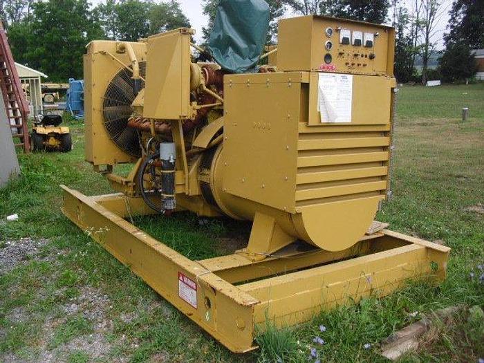 Used 1982 Caterpillar SR4 420 KW GenSet w/CAT 3412