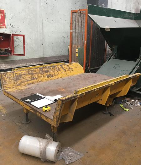 Used CUTTING MACHINE PUGGELLI