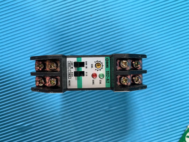 Used Sunx Photoelectric Controller SS2-A2