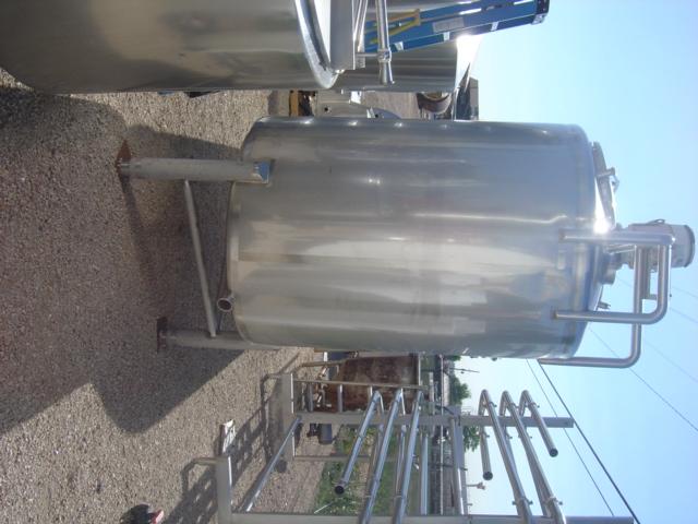 Usado 90 GALLON BALANCE TANK PMO COMPLIANT