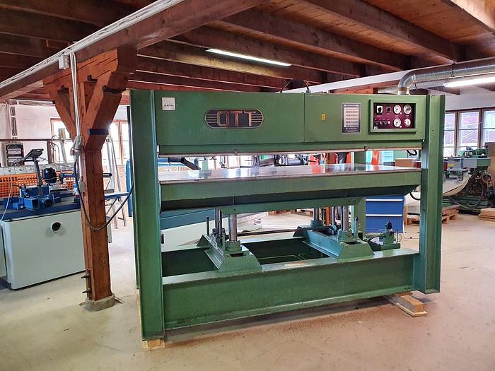 Used 1979 OTT  Veneer press  JU 65