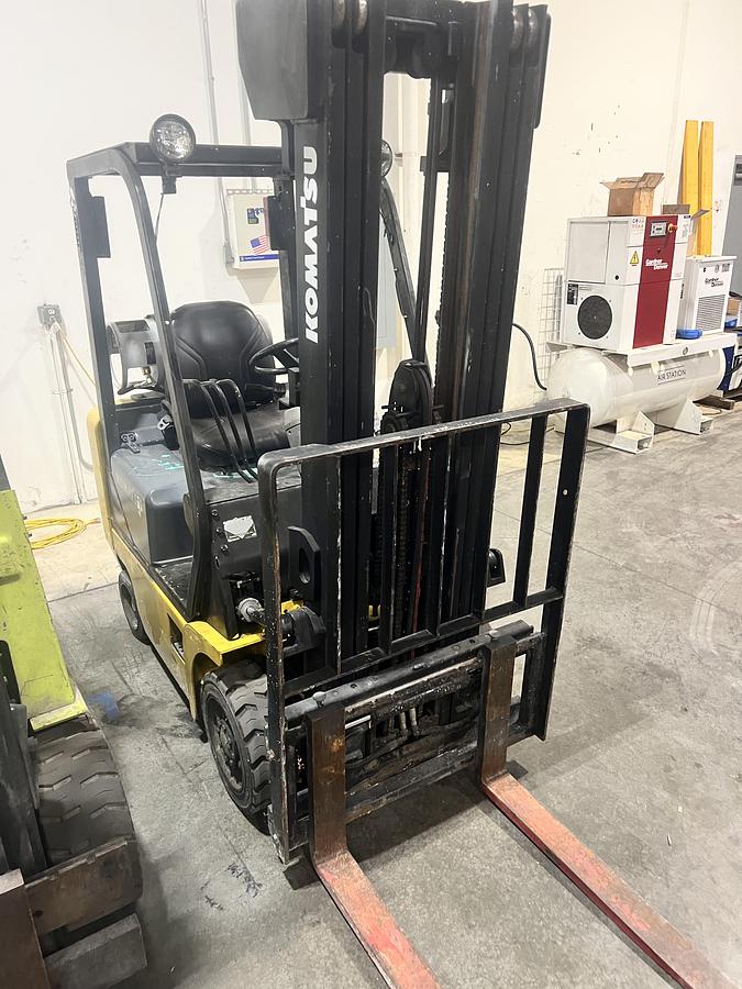 Used KOMATSU