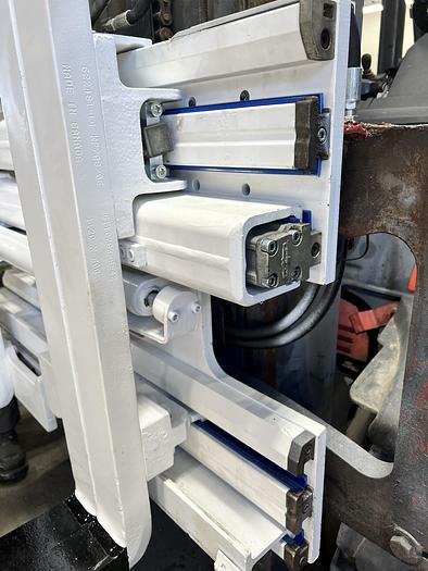 Used Cascade Single-Double Forklift Attachment for Sale in Boise, ID