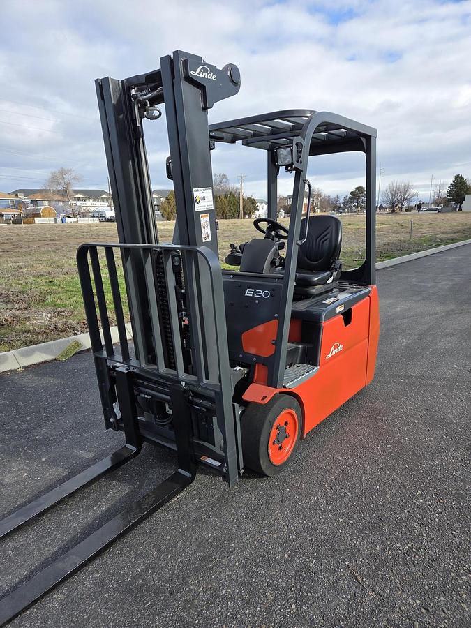 Used 2023 LINDE E20 36V