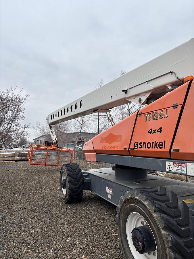 Used 2017 SNORKEL TB126J