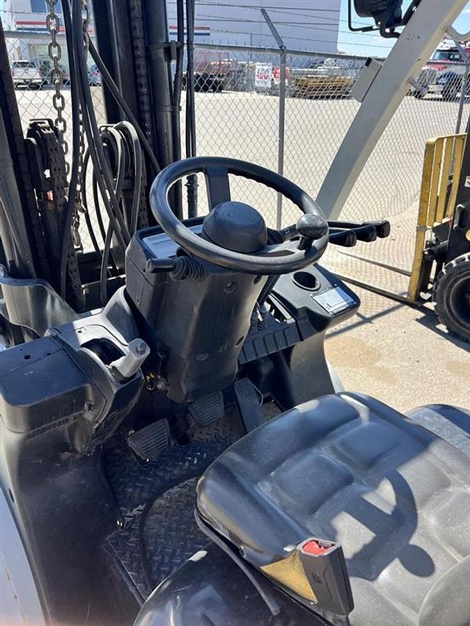 Used 2014 Nissan MU1F2A35LV