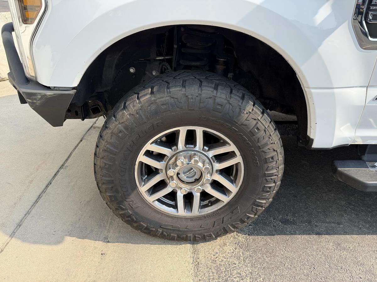 Used 2018 FORD F350 SUPER CREW CAB XLT SERVICE TRUCK