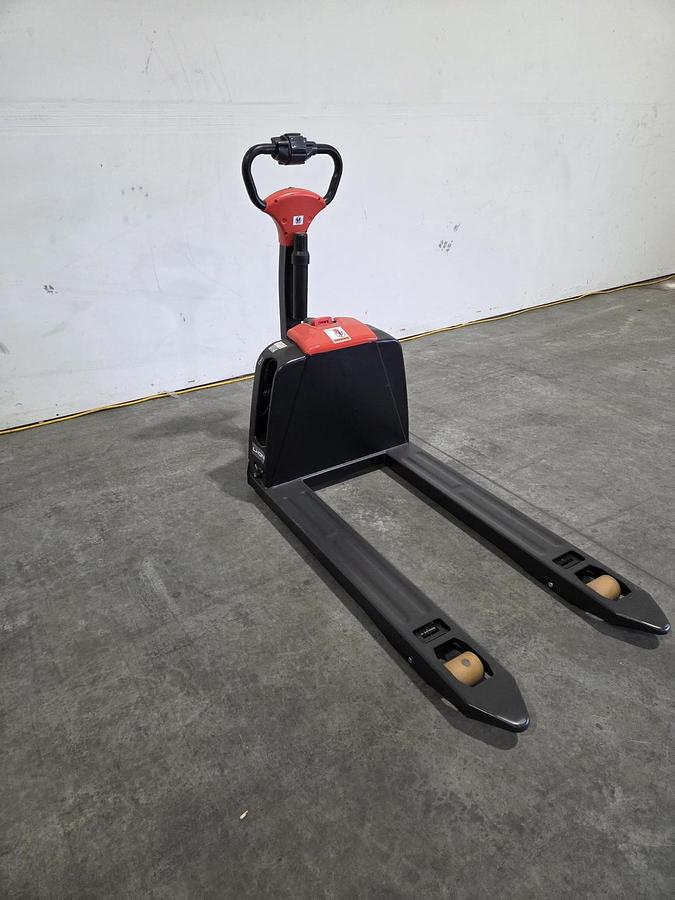 2025 LINDE MT15B Pallet Jack for Sale in Boise, Idaho