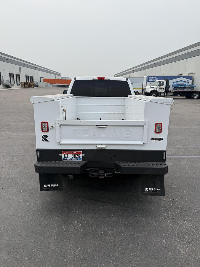 Used 2018 FORD F350 SUPER CREW CAB XLT SERVICE TRUCK