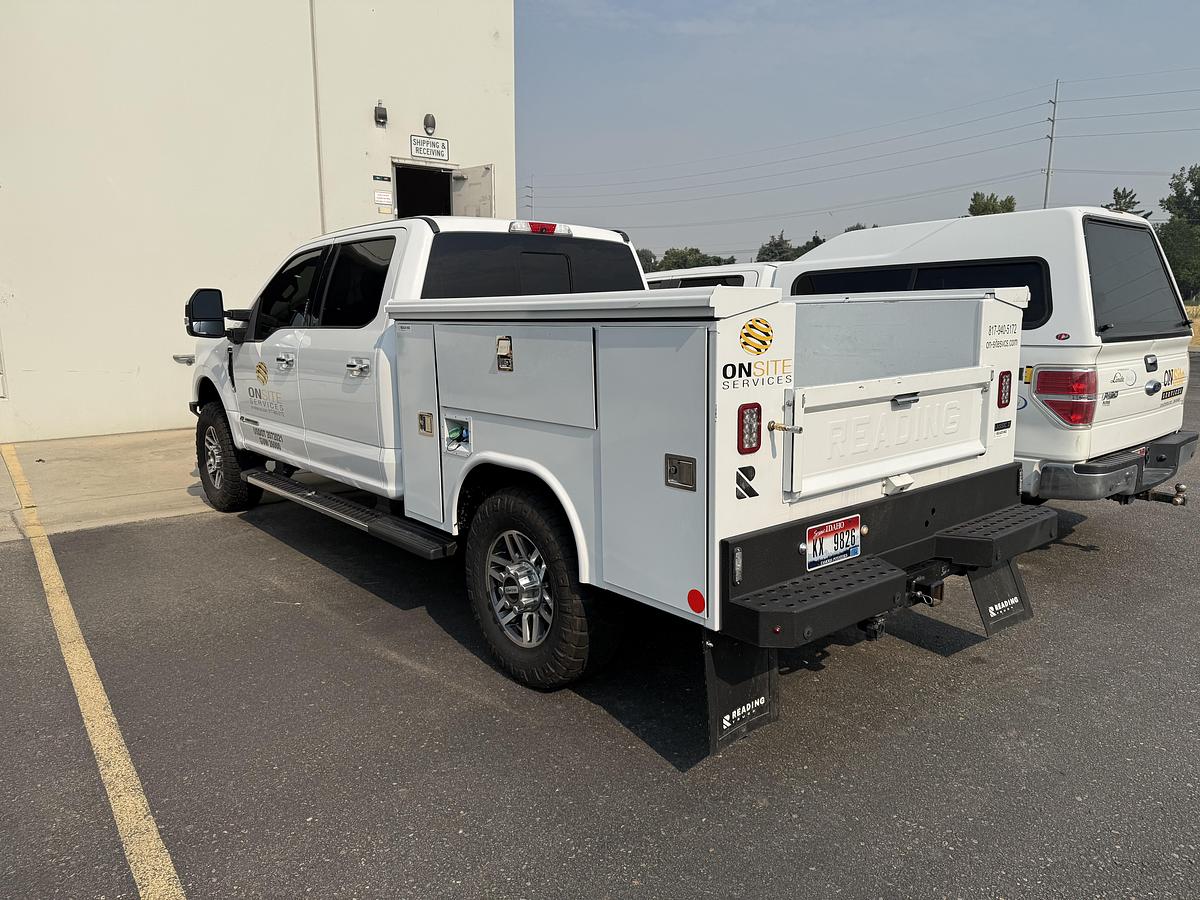 Used 2018 FORD F350 SUPER CREW CAB XLT SERVICE TRUCK