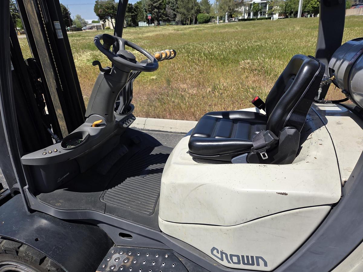 Used 2010 Crown C-51050-60