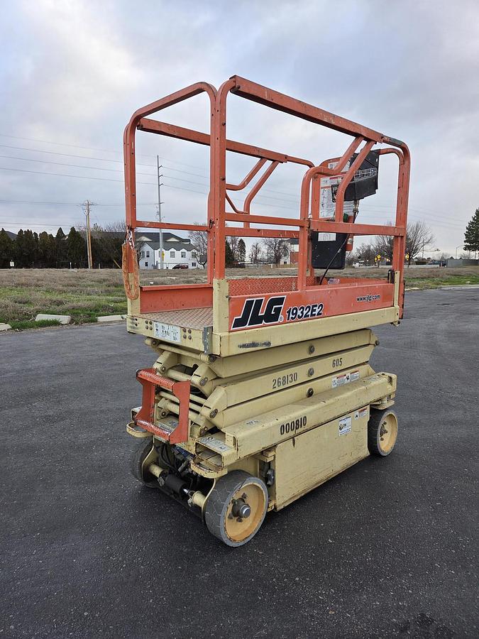Used 2013 JLG Scissor Lift 1932E2 for Sale in Boise, Idaho