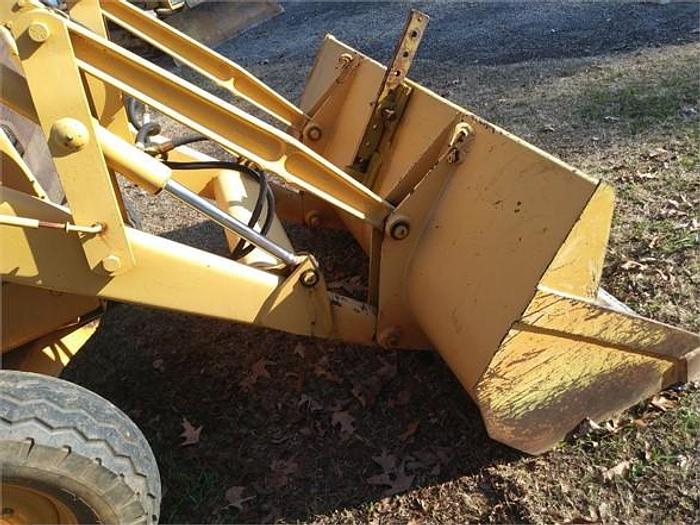 Used 1986 CASE 580E