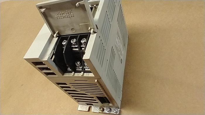 Used Mitsubishi Servo Driver MR-J2S-40B-PY135 3PH 230v 3.9Amp GH117