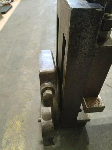 Used Brown & Sharpe No. 3 Milling Vise 6" Jaws Rotating Base for Milling Machine