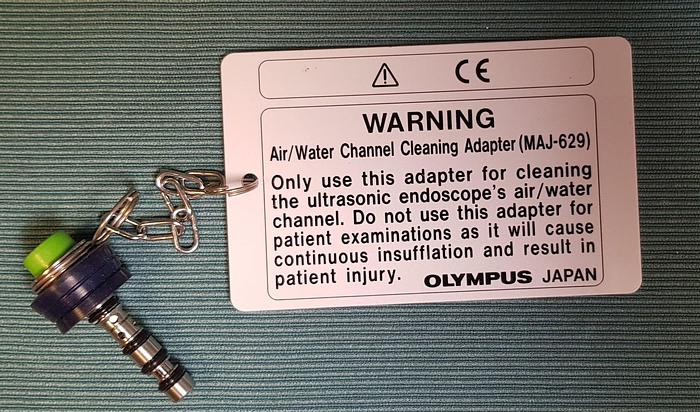 Used Olympus MAJ-629 Luft/Wasser Reinigungsadapter mit Zubehöre