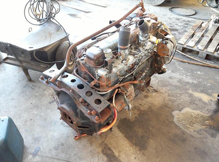 Usado Bedford 500 6 cylinder engine