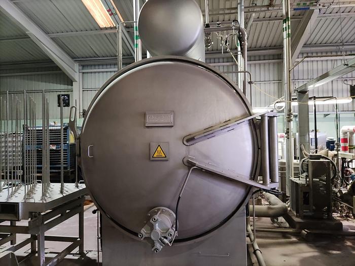 Used NOSEDA YARN DYEING 