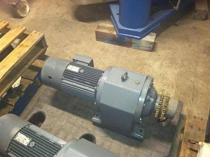 Used Unused Sew-Eurodrive R-series Helical Gearmotor