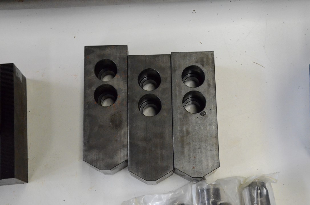 Usado PLATO AUTOMÁTICO N-212 Ø304.8/12" Accesorios Tornos #A-13